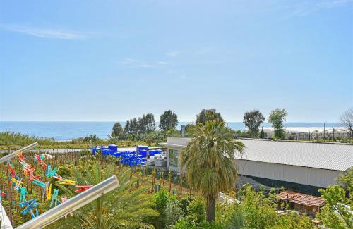 Seki Apartment | Green Stone Peaceful Beachfront Living, 2-Bedroom Apartment in Demirtas