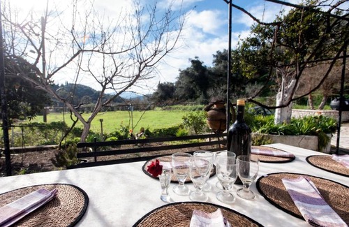 Antipernoi House | Green Yard Retreat - Family Getaway in Sidari Corfu