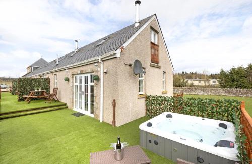 Kelty House | Greenknowes Entire Private Estate