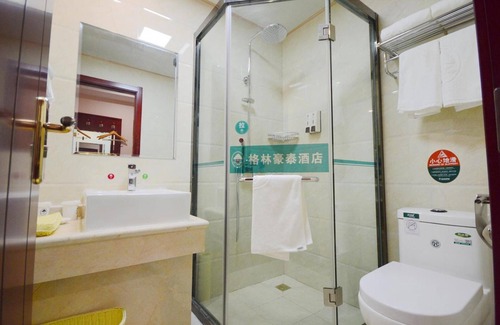 Jinzhou District Hotel | GreenTree Inn DaLian JinZhou District Light Industry College Express Hotel