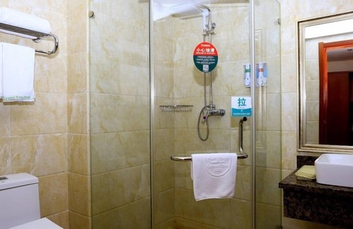 Feidong County Hotel | GreenTree Inn HeFei Heyu Road Dayun City Express Hotel