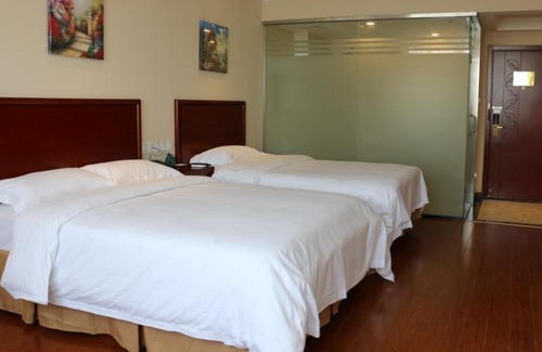 Gu Su District Hotel | GreenTree Inn Suzhou Railway Station North Square Haobainian Wedding Dress City Express Hotel