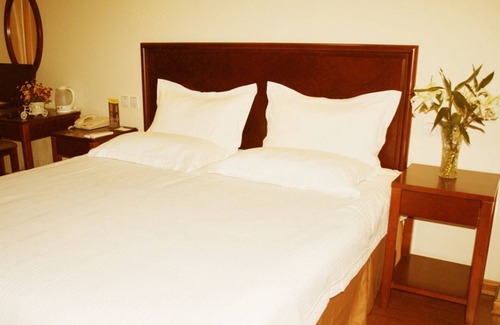 Taizhou Hotel | GreenTree Inn Taizhou Xinghua Anfeng Runan Garden Express Hotel
