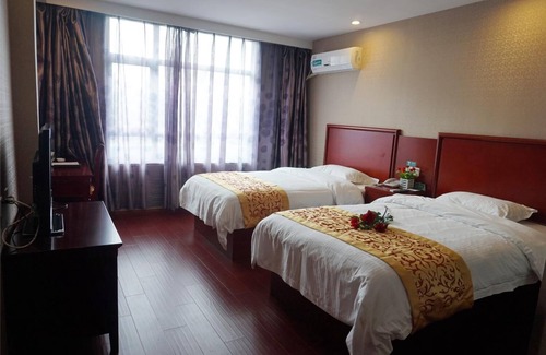 Tinghu Qu Hotel | GreenTree Inn Yancheng Station Hotel