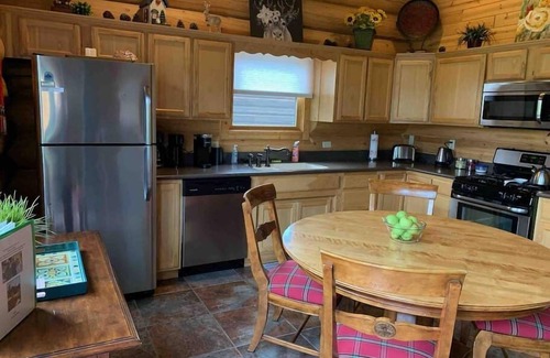 Greer Cabin | Greer Riverside Lodge #174-Log Cabin