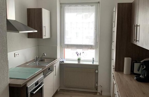 Grenzach-Wyhlen Apartment | Grenznahe Ferienwohnung mit 4 Schlafzimmern