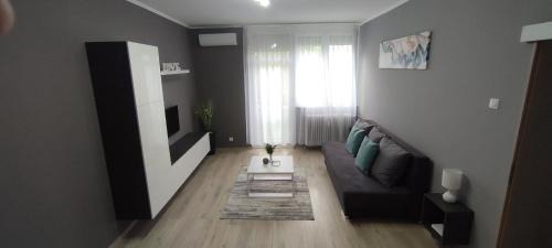 Kaposvar Apartment | Grey Deluxe Apartman Kaposvár