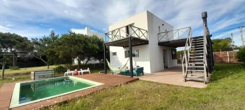 Balneario Buenos Aires House | GreyStone