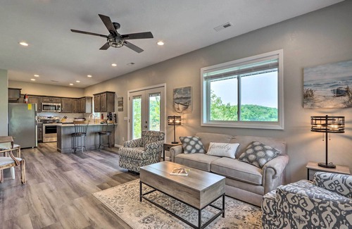 Camdenton Cabin | Grill & Fire Pit: ‘Blue Cabin’ Ozarks Getaway!