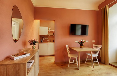 Rottenbauer Apartment | Grimm's Schlossapartments - Sleeping Beauty