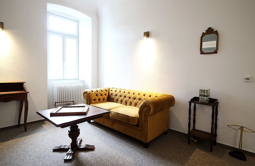 Rottenbauer Apartment | Grimm's Schlossapartments - Sleeping Beauty