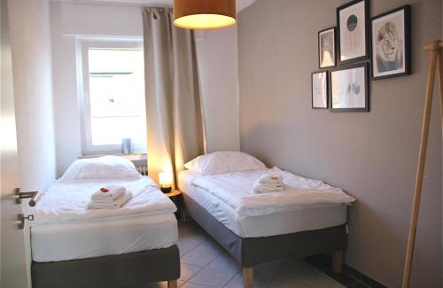 Hamm Apartment | Große 6 Personen Wohnung I Balkon I zentral I Boxspringbett I Wifi