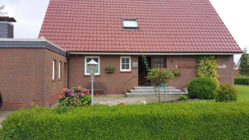 Berumbur Apartment | Große Ferienwohnung In Berumbur Mit Grill, Terrasse Und Garten, In Der Nähe Eines Kiessees