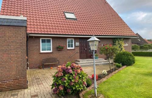 Berumbur Apartment | Große Ferienwohnung In Berumbur Mit Grill, Terrasse Und Garten, In Der Nähe Eines Kiessees