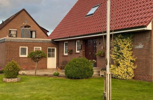 Berumbur Apartment | Große Ferienwohnung In Berumbur Mit Grill, Terrasse Und Garten, In Der Nähe Eines Kiessees
