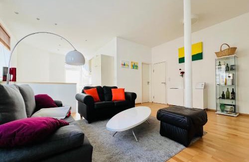 Bad Homburg v.d. Hoehe Apartment | Großes und helles Innenstadt Apartment - Ferienwohnung