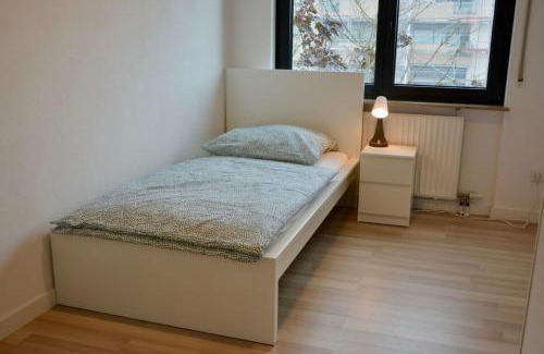 Lampertheim Apartment | Großzügige Monteurwohnungen mit perfekter Verkehrsanbindung und Parkplatz