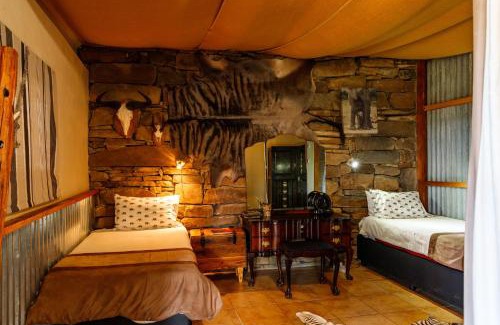 Nxuba House | Grootdraai Guest Farm