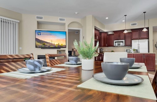 Foothills Club West Condo | Ground Floor Poolside Condo! Trails, Bikes Ahwatukee. 30 Nights Min.