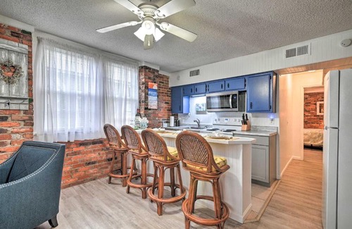 Garden City Apartment | Ground Floor Unit 10 Miles to Myrtle Beach