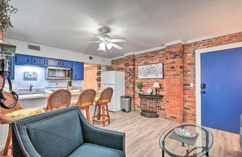 Garden City Apartment | Ground Floor Unit 10 Miles to Myrtle Beach
