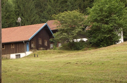 Kollnburg Apartment | Group accommodation in the Bavarian Forest for up to 10 people in a secluded location