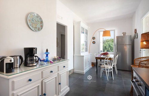 Scicli Villa | Group villa with direct access to the sea, private pool,free wi-fi, garden, bbq