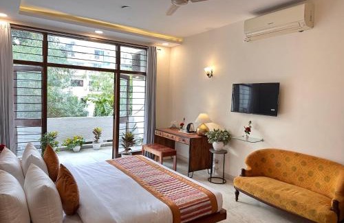 Hauz Khas Hotel | Grove Residency Hauz Khas Couple Friendly New Delhi
