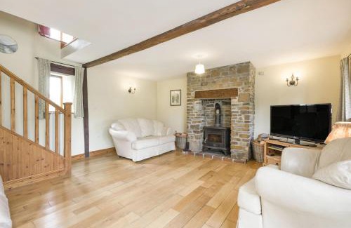 Hatherleigh House | Groves Fishleigh