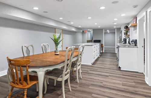 Sarona Condo | Grumpys Hideaway Condo