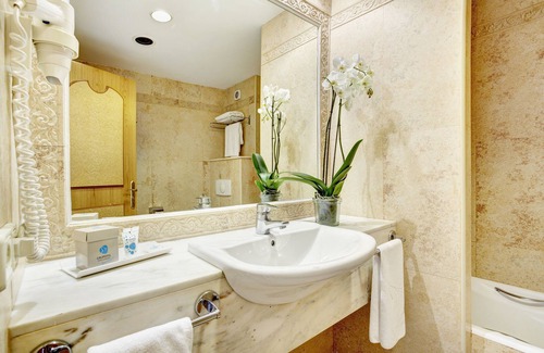 Santa Eulalia del Rio Hotel | Grupotel Santa Eulària & Spa - Adults Only