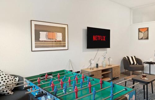 Untersendling Apartment | Gruppenloft München PS5, Karaoke, frei Parkplatz