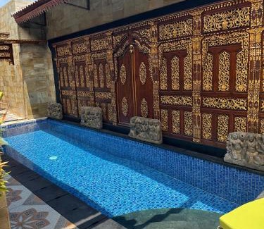Sayan House | Guci Mas Ghouse