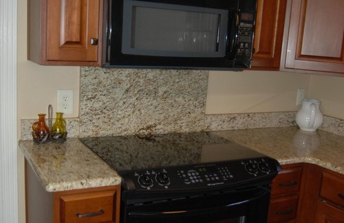 Springfield House | Guest home on 100 acre ranch out in the country but minutes from Nashville, TN