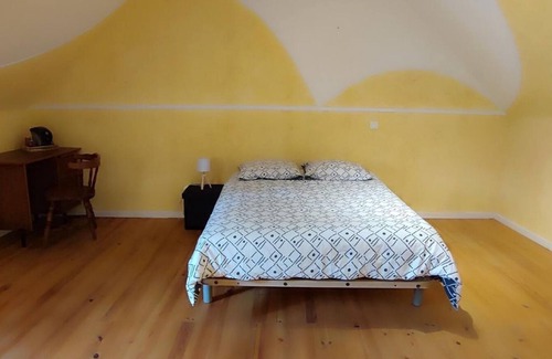 Plevin House | Guest House '2 Chambres Chez Alex Et Michel' with Shared Terrace, Shared Garden and Wi-Fi