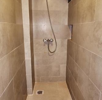 Pamulang Hotel | Guest House 555 NKI