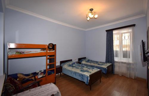Tsaghkadzor House | Guest House Arsan