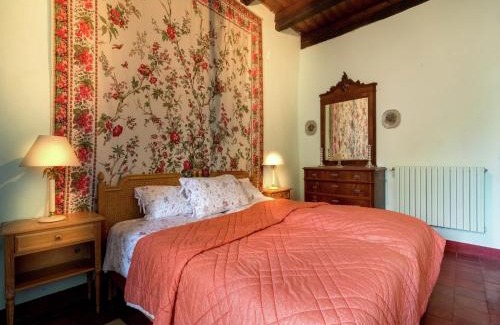 Saint-remy-de-provence House | Guest House in Monferrato with Wine Tasting