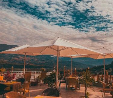 Gjirokaster House | Guest House Juald