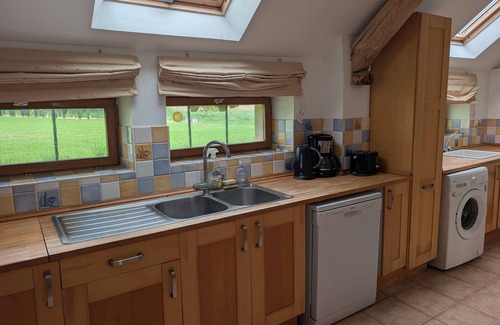 Epuisay House | Guest House 'Les Hiboux' with Private Terrace, Private Garden and Wi-Fi