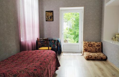 Mirzaani House | Guest House SaNDo