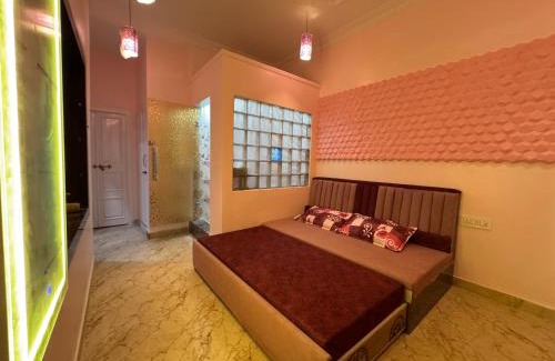 Hyderabad House | Guest House Single room