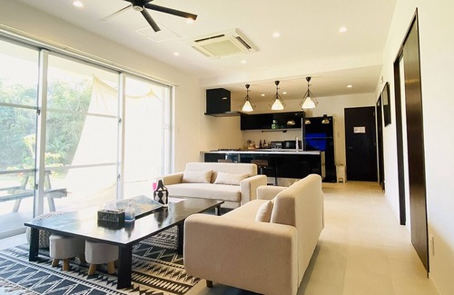 Miyakojima House | Guest house UmiOto