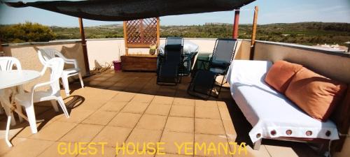 Foulquines House | Guest House Yemanja