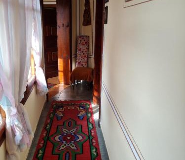 Koprivshtitsa House | Guest House Zlatniyat Telets