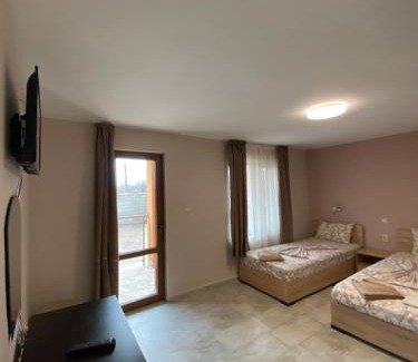 Ezerets House | Guest Rooms Wild Duck