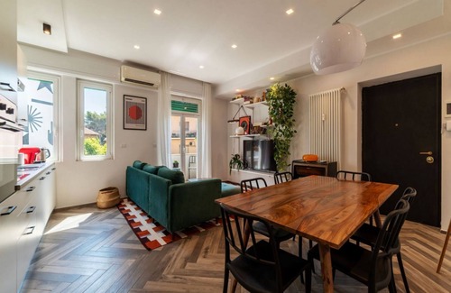 Ostiense Apartment | GuestHost - Colorful Apt in Vintage-Modern Style