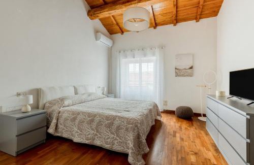 Viareggio Apartment | GuestHost - Elegant Three-Level Apartment