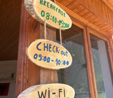 Shale Bed & Breakfast | Guesthouse Driti