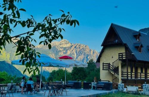 Shale House | Guesthouse Gjoni Theth